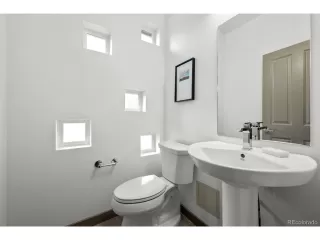 Photo #4: 2881871 Listing