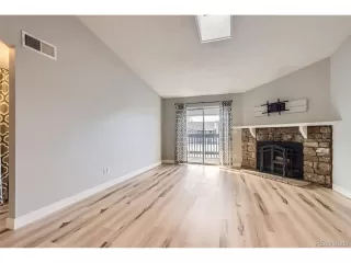 Photo #2: 2881929 Listing