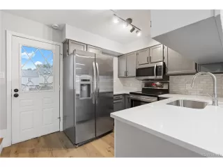 Photo #5: 2882398 Listing