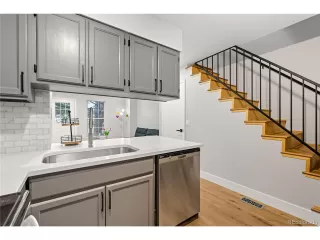 Photo #6: 2882398 Listing