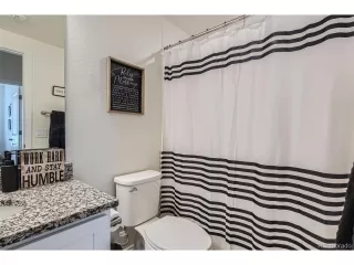 Photo #6: 2884586 Listing