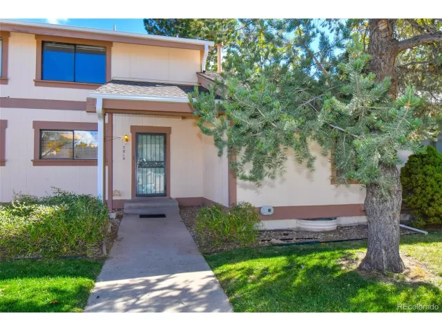 MLS: 2893549 Condo For Sale