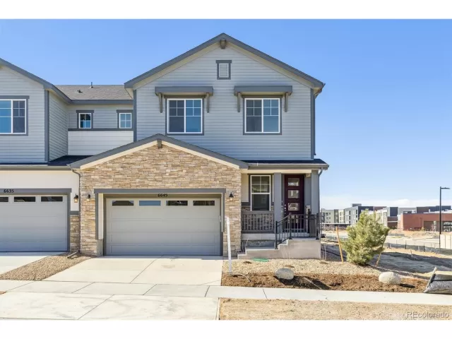 MLS: 2900242 Condo For Sale