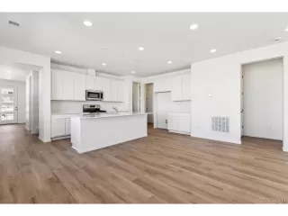 Photo #6: 2900242 Listing 