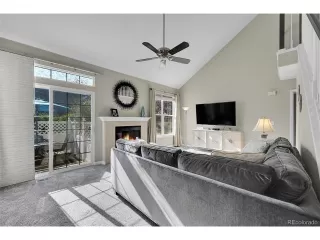 Photo #4: 2900797 Listing 