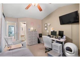 Photo #4: 2901340 Listing