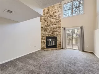 Photo #5: 2902908 Listing