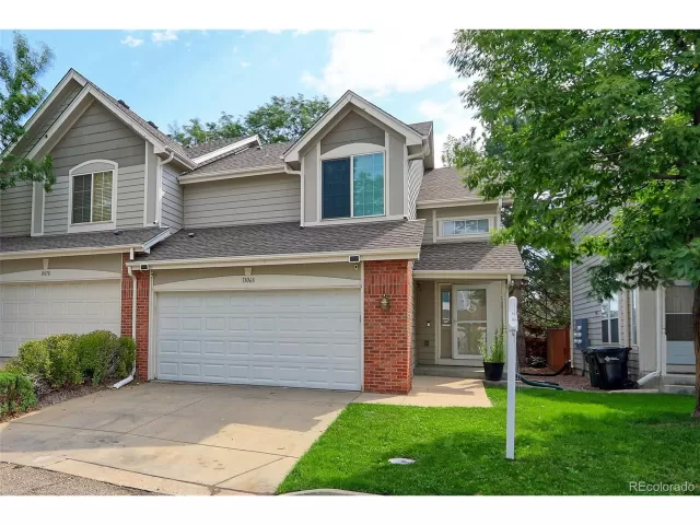 MLS: 2903660 Condo For Sale