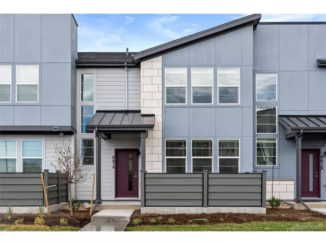 MLS: 2906791 Condo For Sale