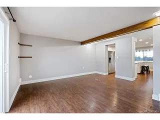 Photo #4: 2912312 Listing