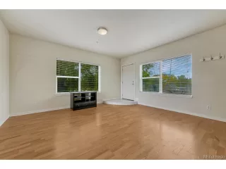 Photo #5: 2912506 Listing 