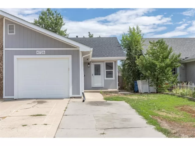 MLS: 2916925 Condo For Sale