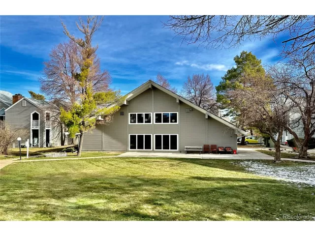 MLS: 2920972 Condo For Sale