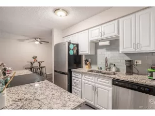 Photo #3: 2921562 Listing