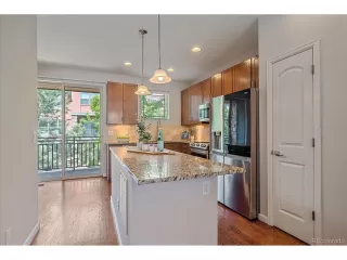 Photo #3: 2922122 Listing