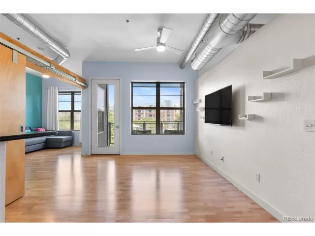 MLS: 2922797 Condo For Sale