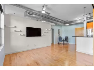 Photo #2: 2922797 Listing 