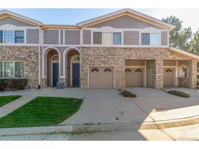 MLS: 2924136 Condo For Sale