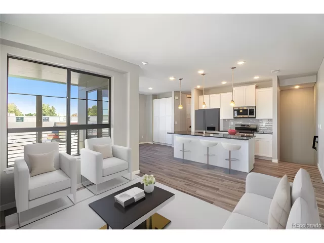 MLS: 2927134 Condo For Sale