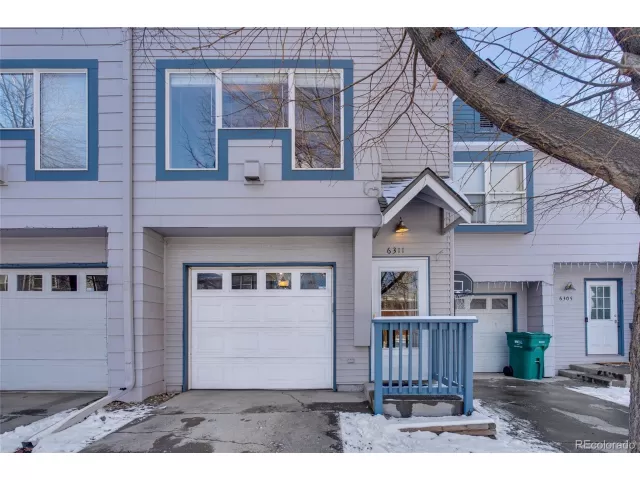 MLS: 2935874 Condo For Sale