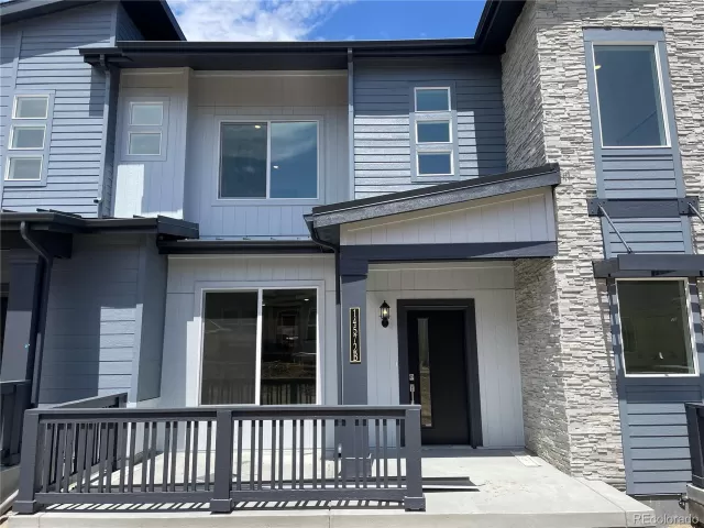 MLS: 2936125 Condo For Sale