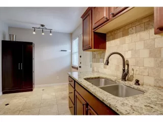 Photo #5: 2938035 Listing