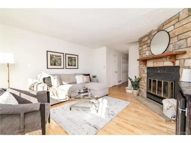 MLS: 2939342 Condo For Sale