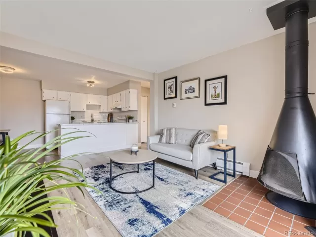 MLS: 2946017 Condo For Sale