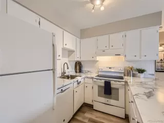 Photo #3: 2946017 Listing