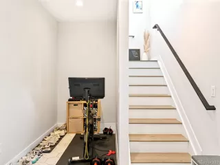 Photo #4: 2971541 Listing 