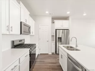 Photo #4: 2972296 Listing