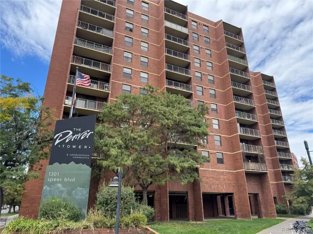 MLS: 2983563 Condo For Sale