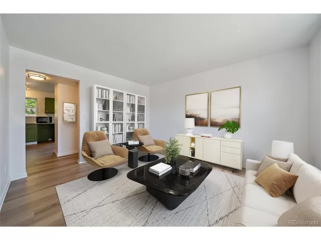 MLS: 2989132 Condo For Sale