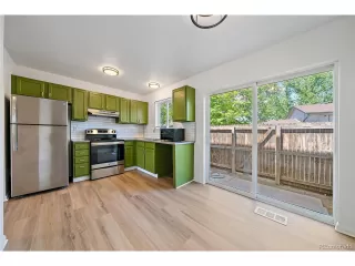 Photo #3: 2989132 Listing