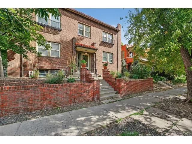 MLS: 2996191 Condo For Sale