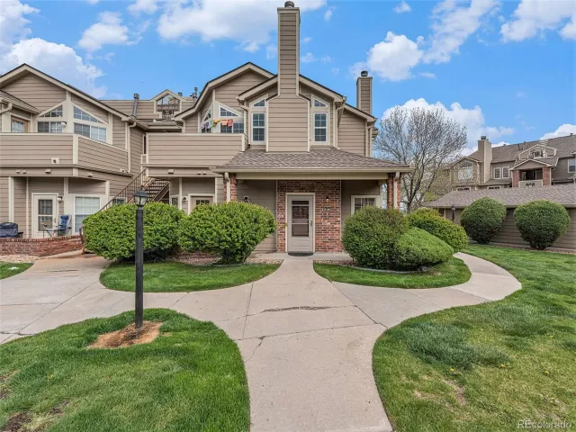 MLS: 2999876 Condo For Sale