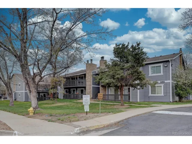 MLS: 3001131 Condo For Sale