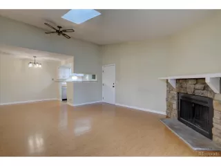 Photo #4: 3001131 Listing