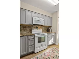 Photo #4: 3001797 Listing 