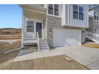 Photo #2: 3004448 Listing