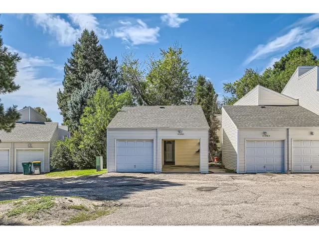 MLS: 3005529 Condo For Sale