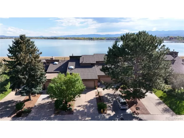 MLS: 3019337 Condo For Sale