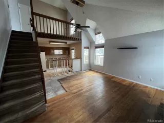 Photo #4: 3021185 Listing
