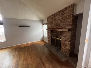 Photo #5: 3021185 Listing