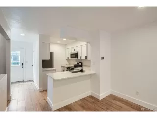 Photo #3: 3027640 Listing