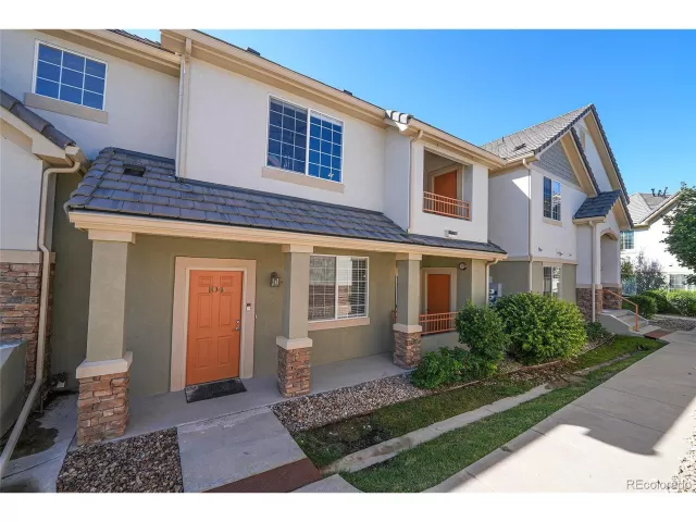 MLS: 3028404 Condo For Sale