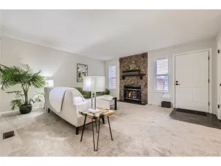 Photo #4: 3030633 Listing