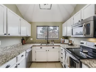 Photo #3: 3032004 Listing 