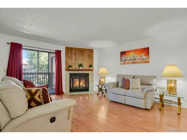 MLS: 3034342 Condo For Sale