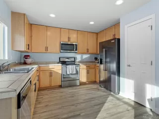 Photo #2: 3034873 Listing 